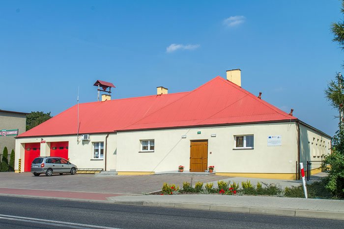 01_czarnylas.jpg